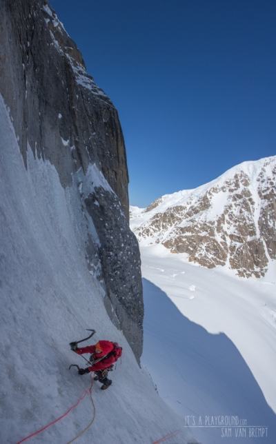 Maxime in the lower couloir of Mini Moonflower